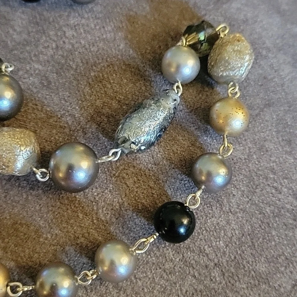 HANDMADE Silver Foil Glass Beaded Chain Necklace - Picture 3 of 6